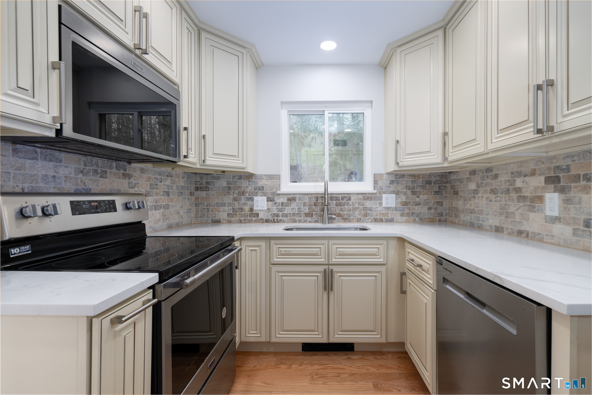 12 Heritage Village Southbury CT 06488