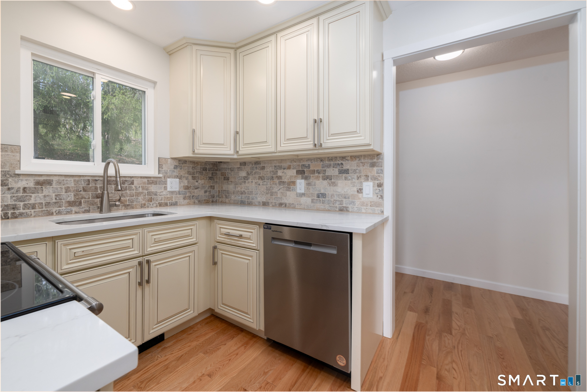 12 Heritage Village Southbury CT 06488