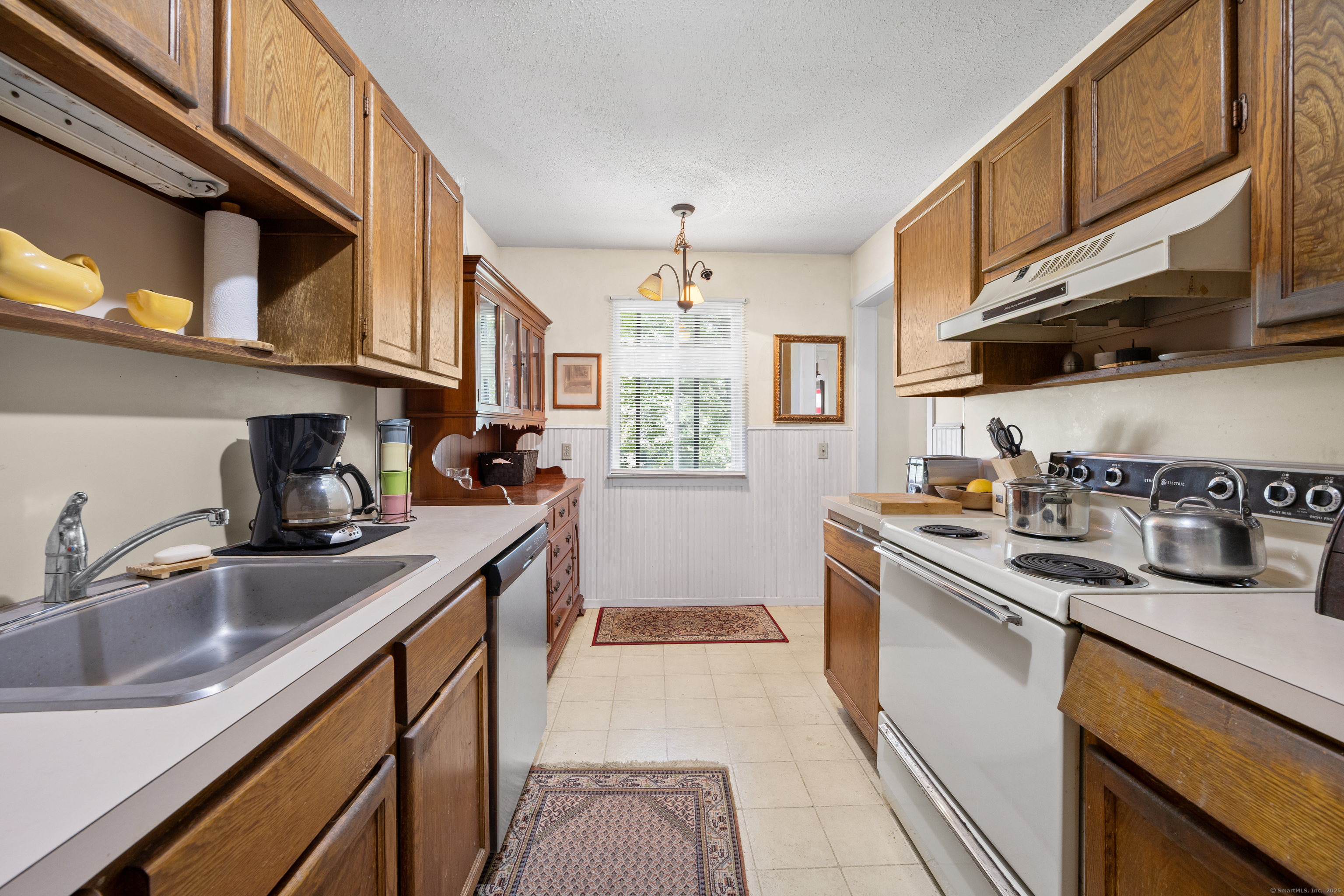 405 Heritage Village Southbury CT 06488
