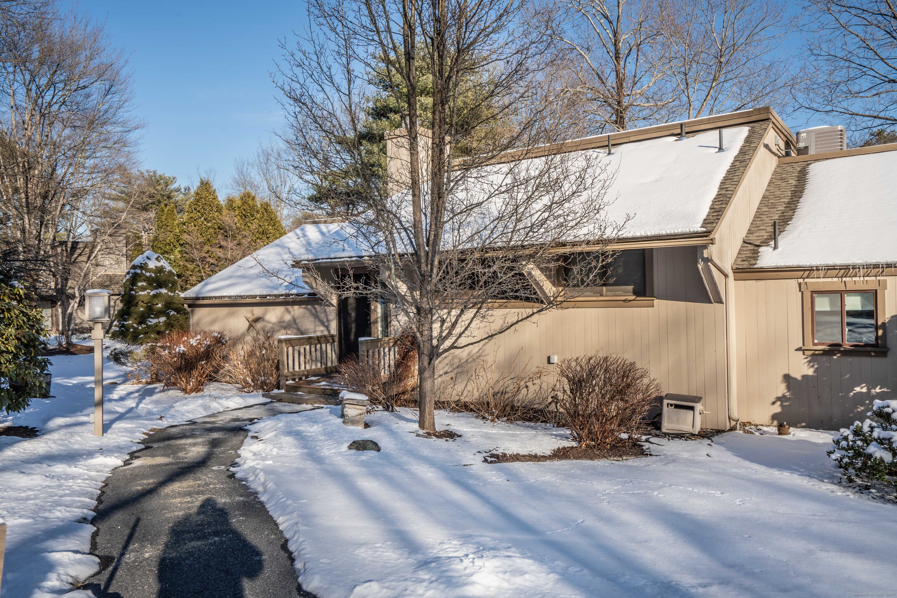 42 Crocus Lane Avon CT 06001