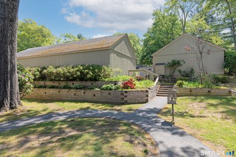 48 Woods Way Woodbury CT 06798