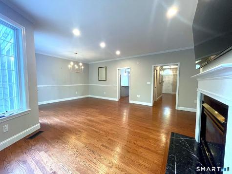 14 Harwich Lane West Hartford CT 06117