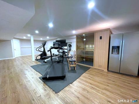 14 Harwich Lane West Hartford CT 06117