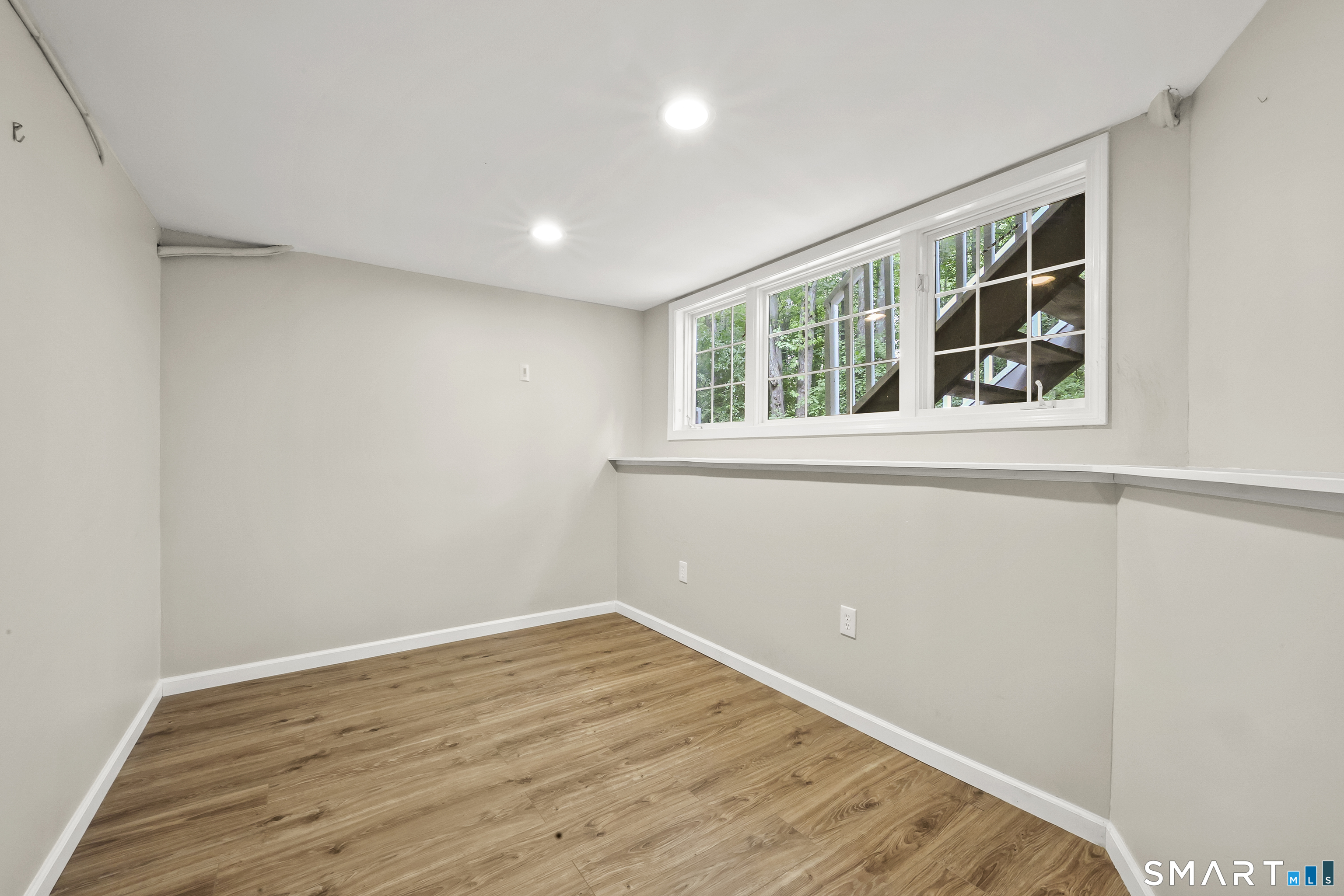 14 Harwich Lane West Hartford CT 06117