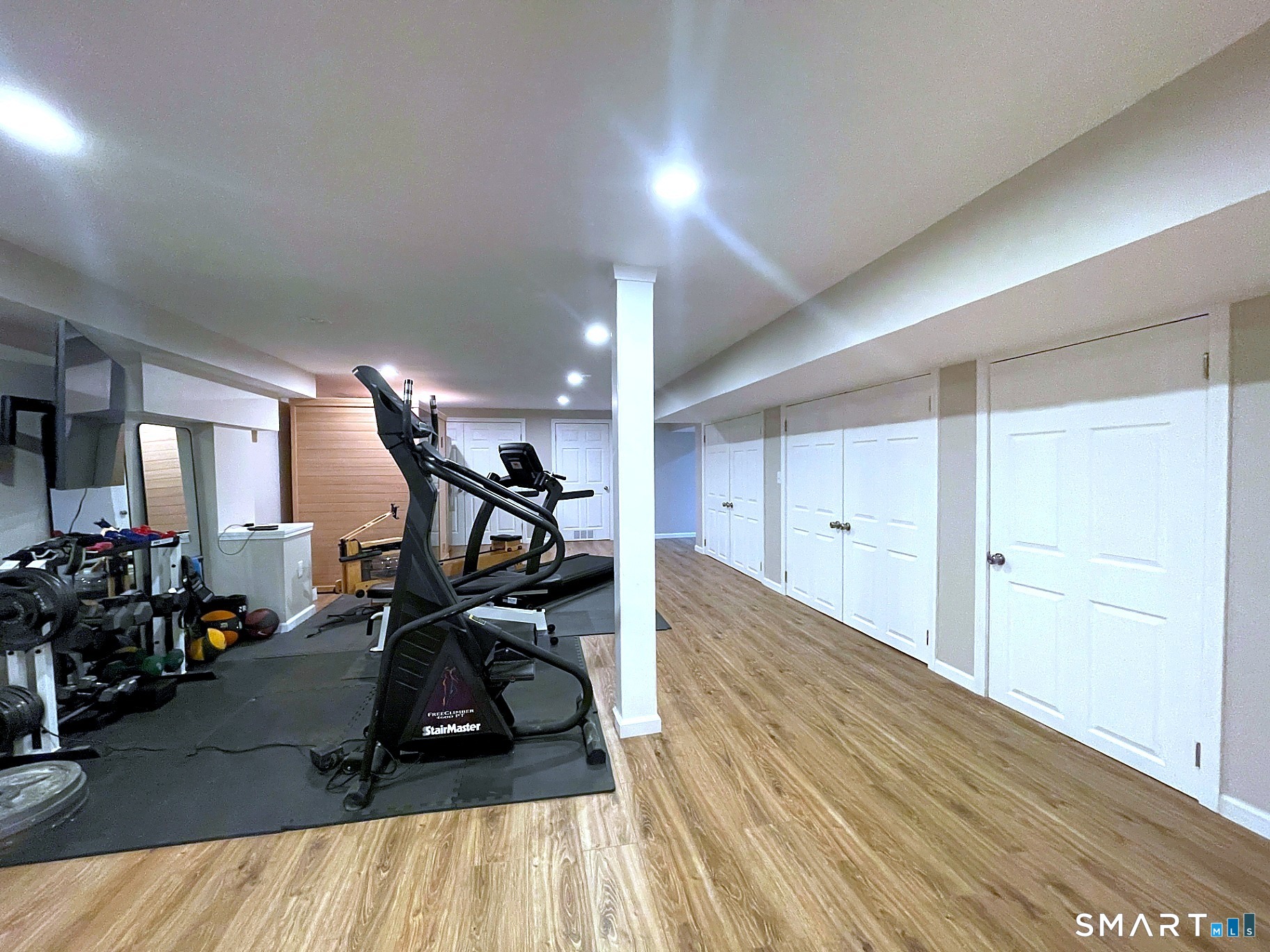 14 Harwich Lane West Hartford CT 06117