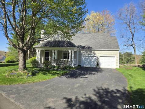 10 Pelham Way Middlebury CT 06762