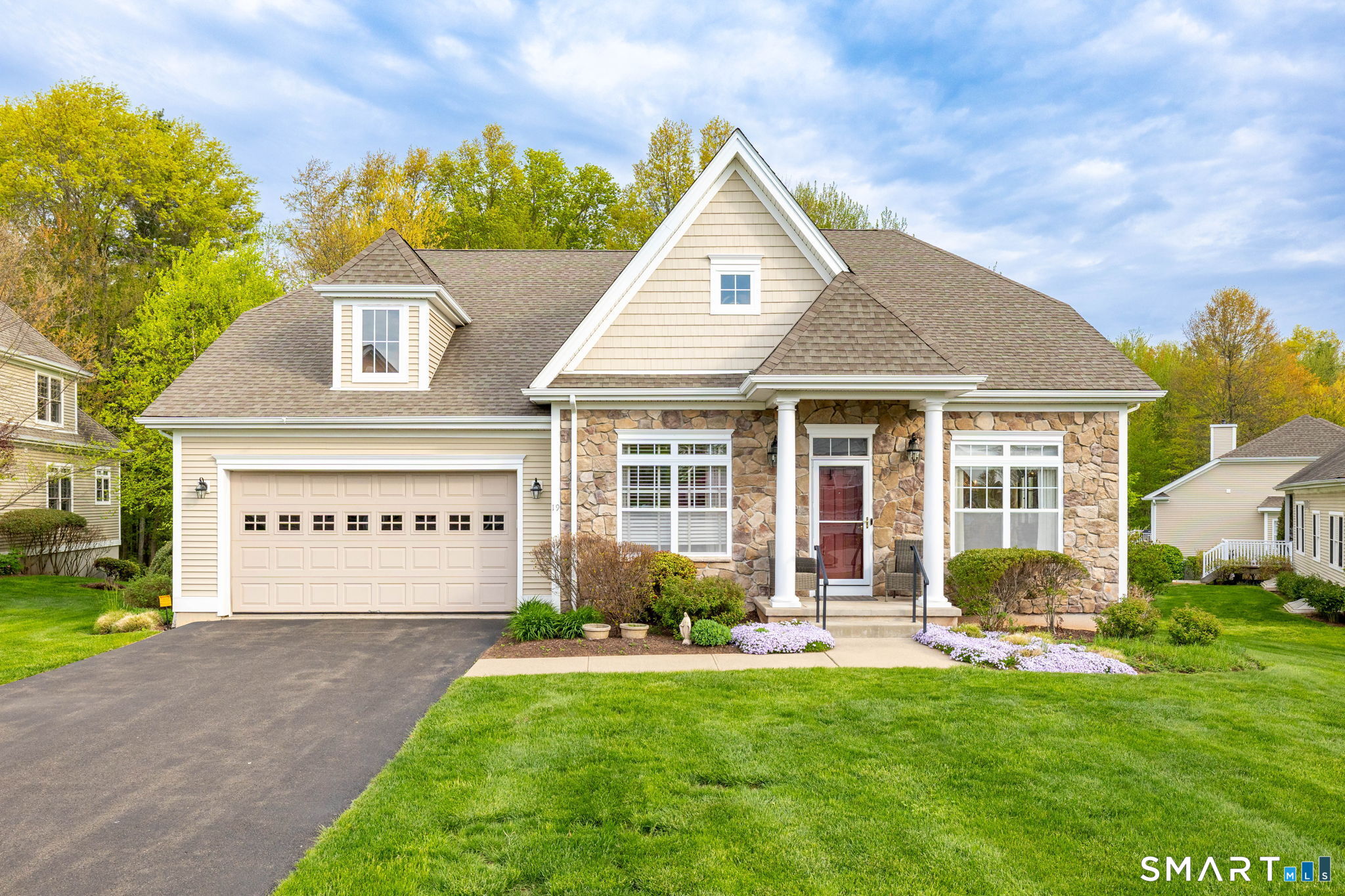 19 Cherry Hills Circle Bloomfield CT 06002