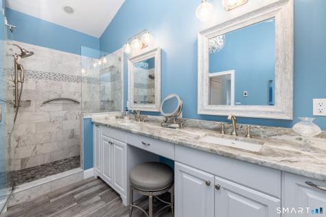 19 Cherry Hills Circle Bloomfield CT 06002