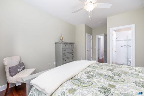 19 Cherry Hills Circle Bloomfield CT 06002