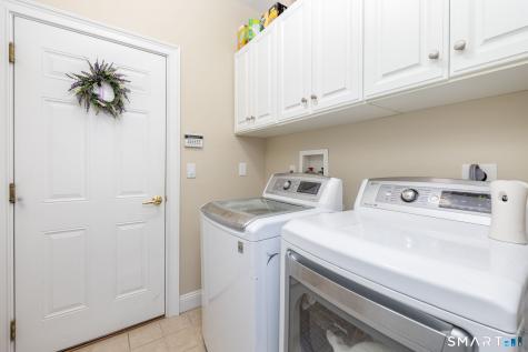 19 Cherry Hills Circle Bloomfield CT 06002