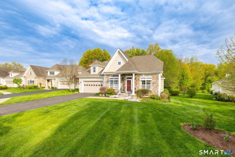 19 Cherry Hills Circle Bloomfield CT 06002
