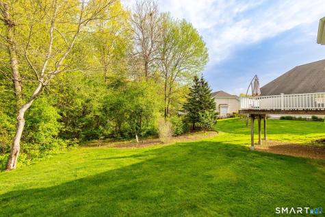 19 Cherry Hills Circle Bloomfield CT 06002