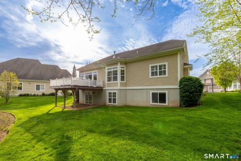 19 Cherry Hills Circle Bloomfield CT 06002