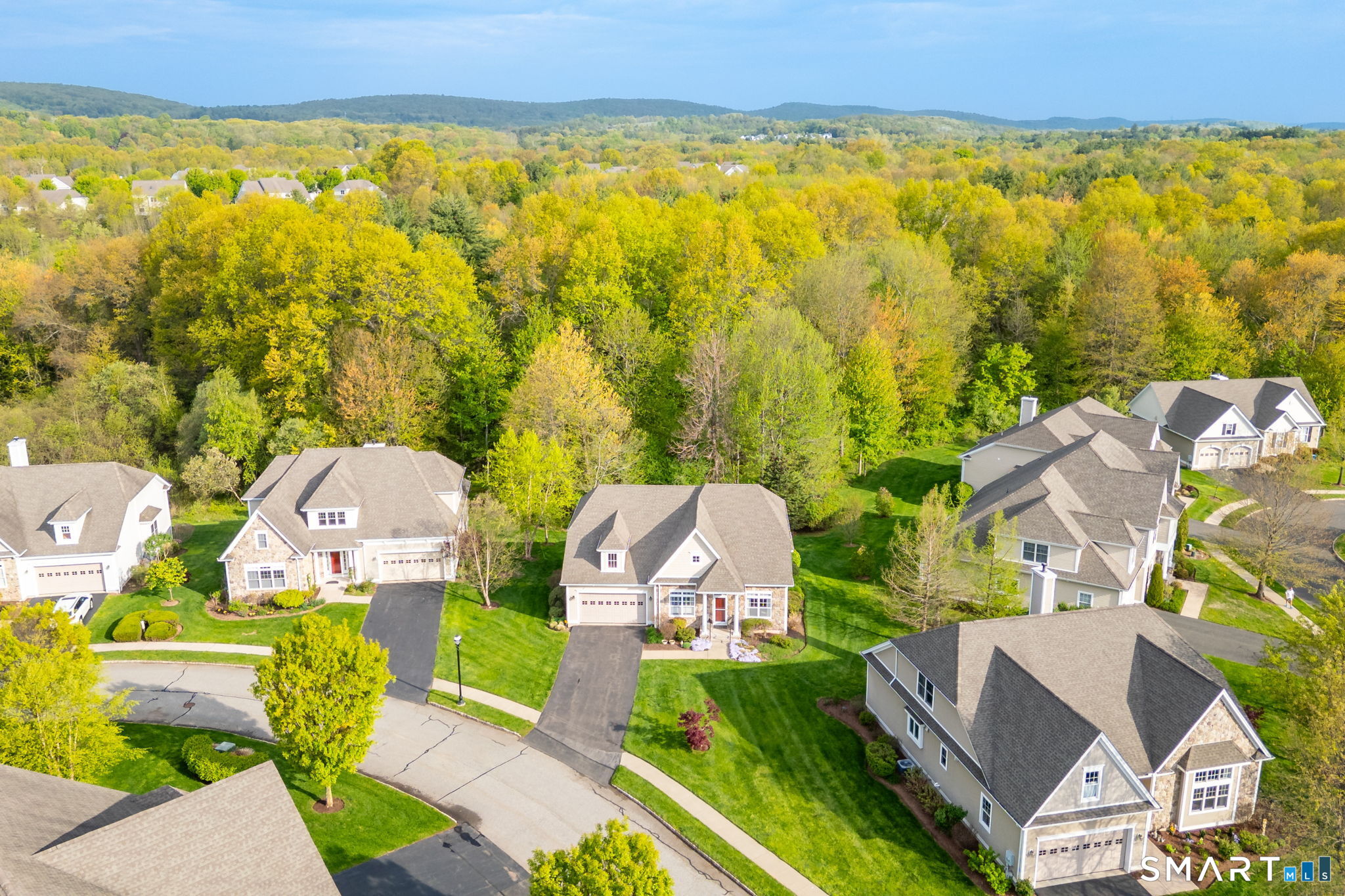 19 Cherry Hills Circle Bloomfield CT 06002