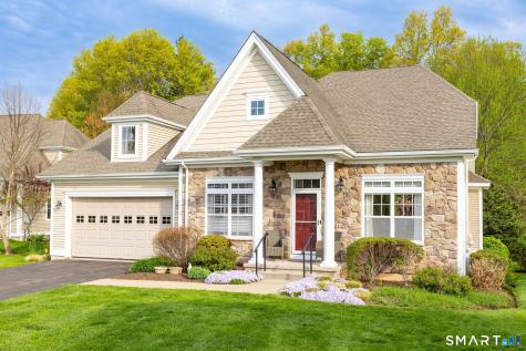 19 Cherry Hills Circle Bloomfield CT 06002
