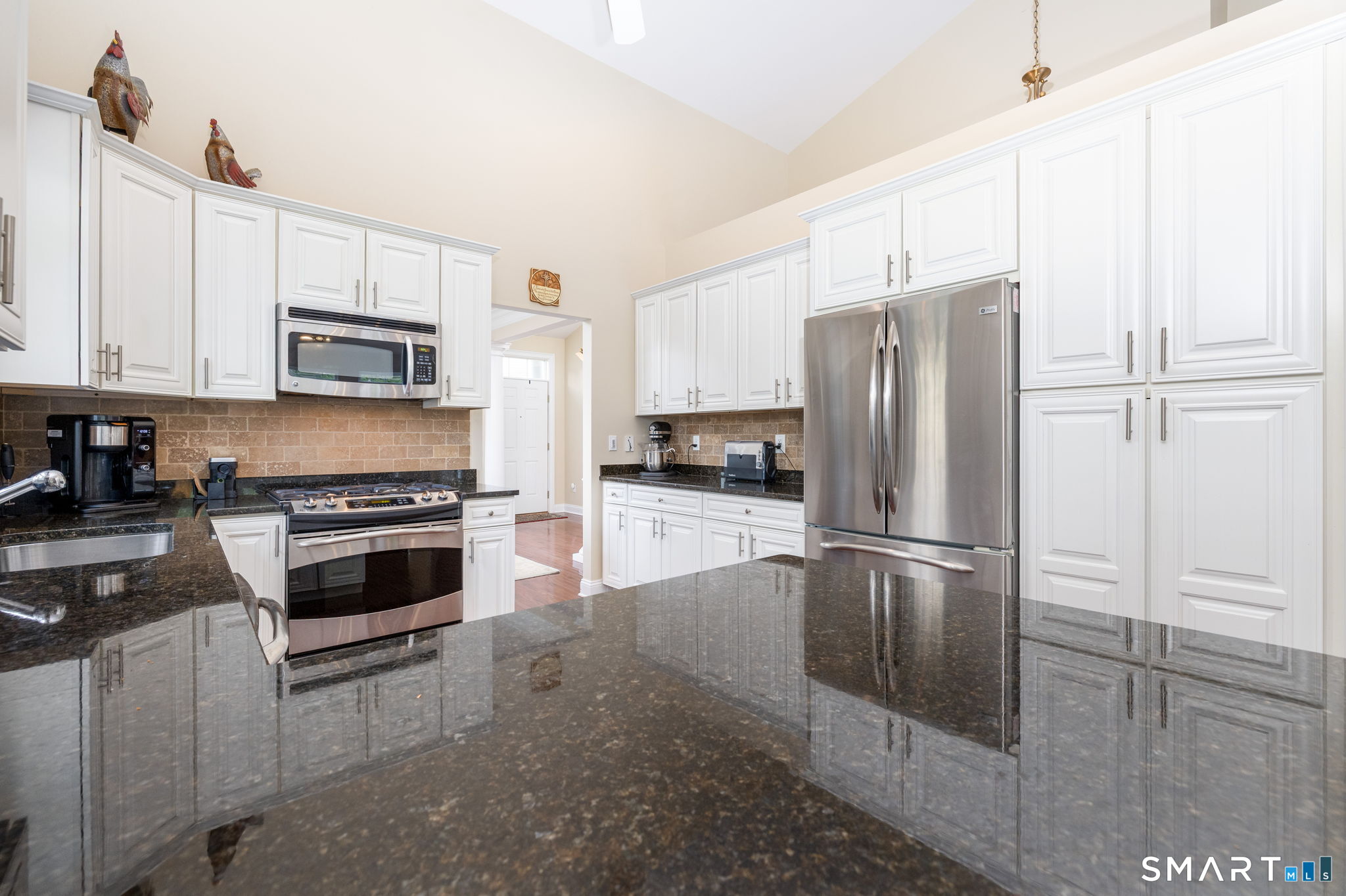 19 Cherry Hills Circle Bloomfield CT 06002
