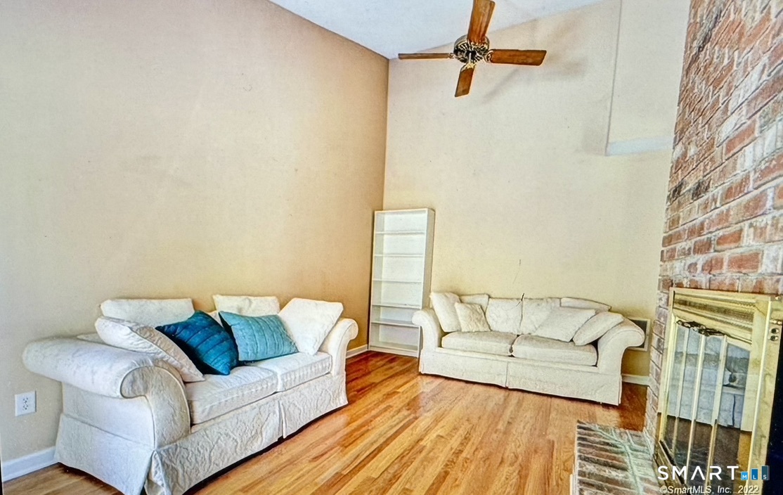 136 Tunxis Village Farmington CT 06032