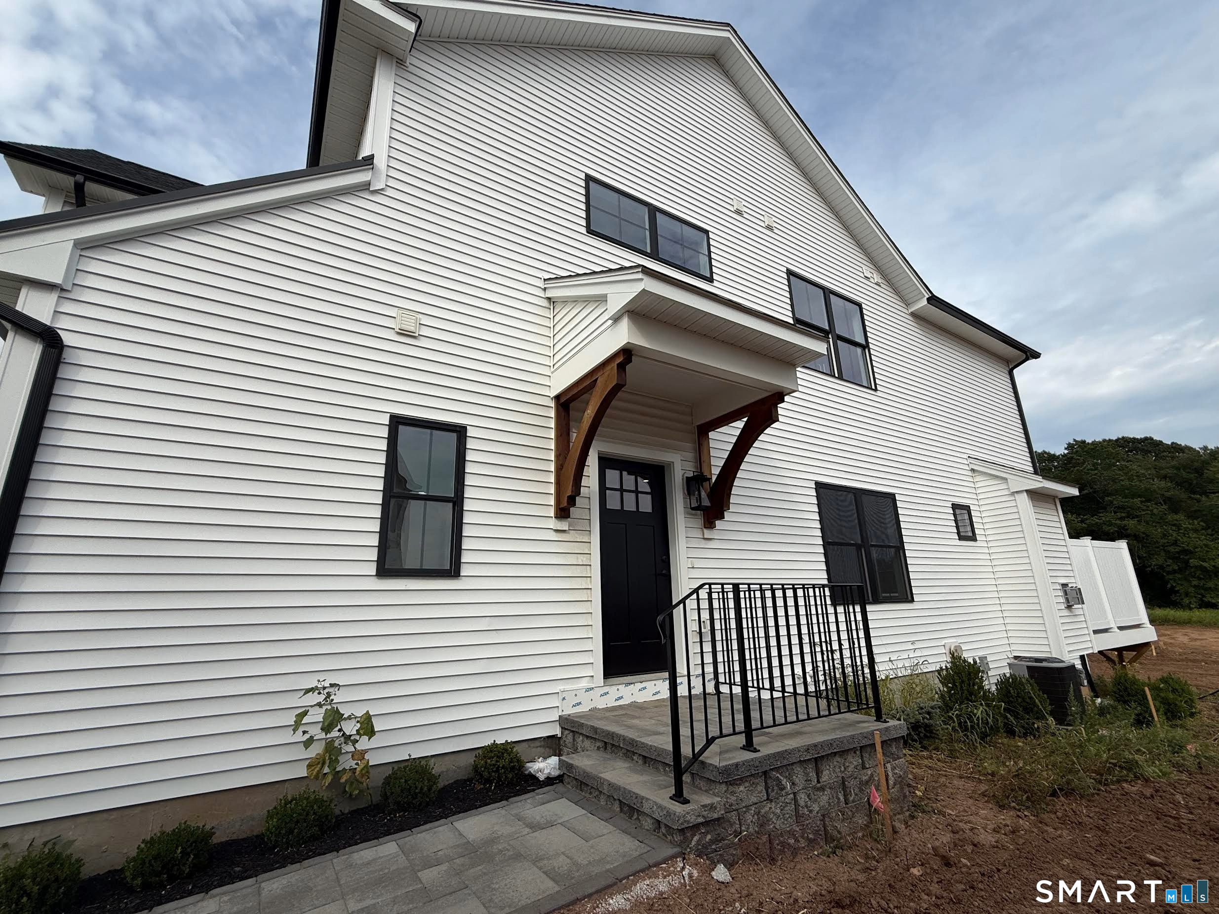 35 Village Circle Guilford CT 06437