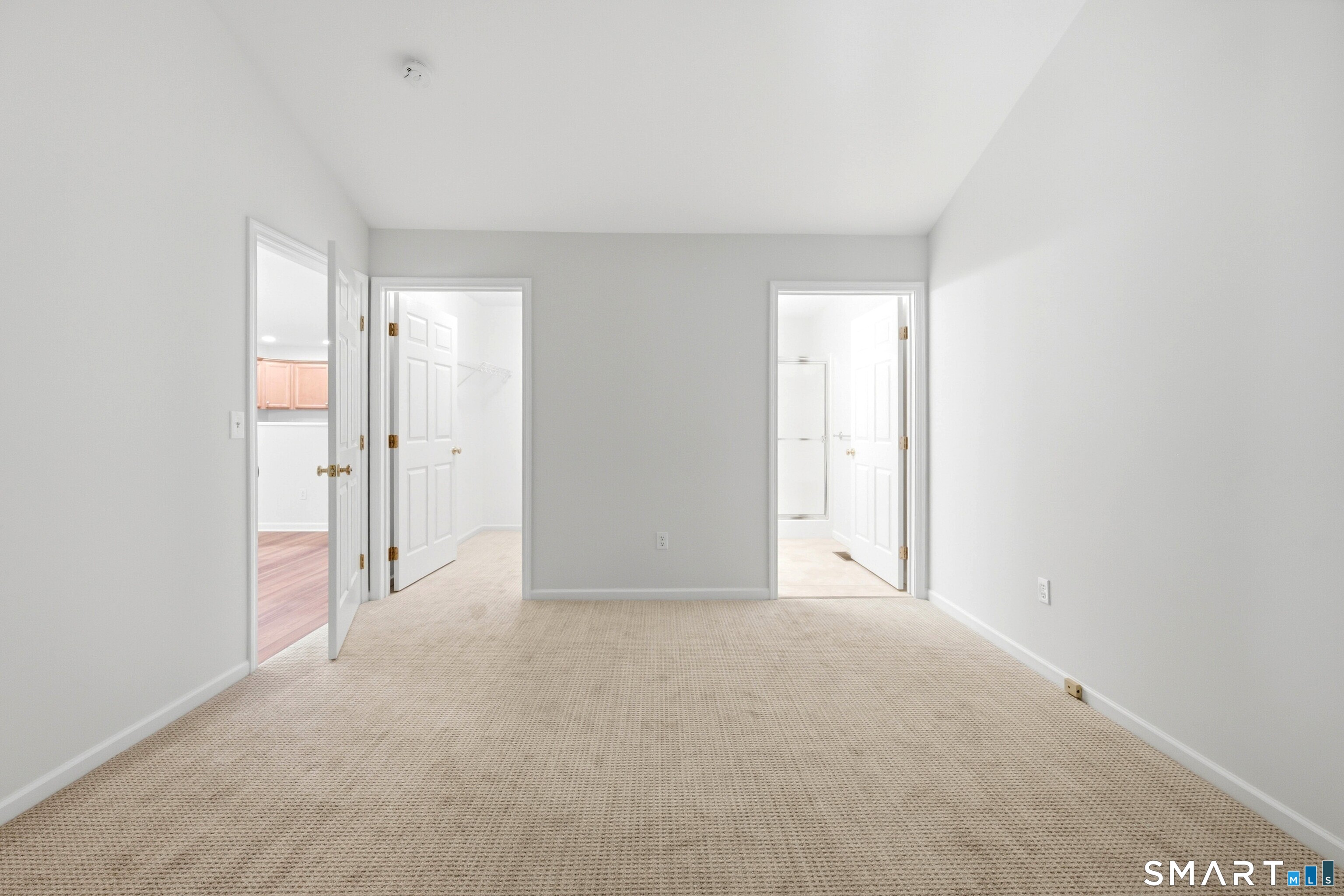 176 Julia Court Newtown CT 06482