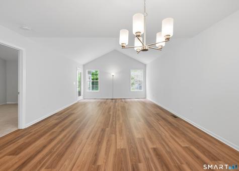 176 Julia Court Newtown CT 06482