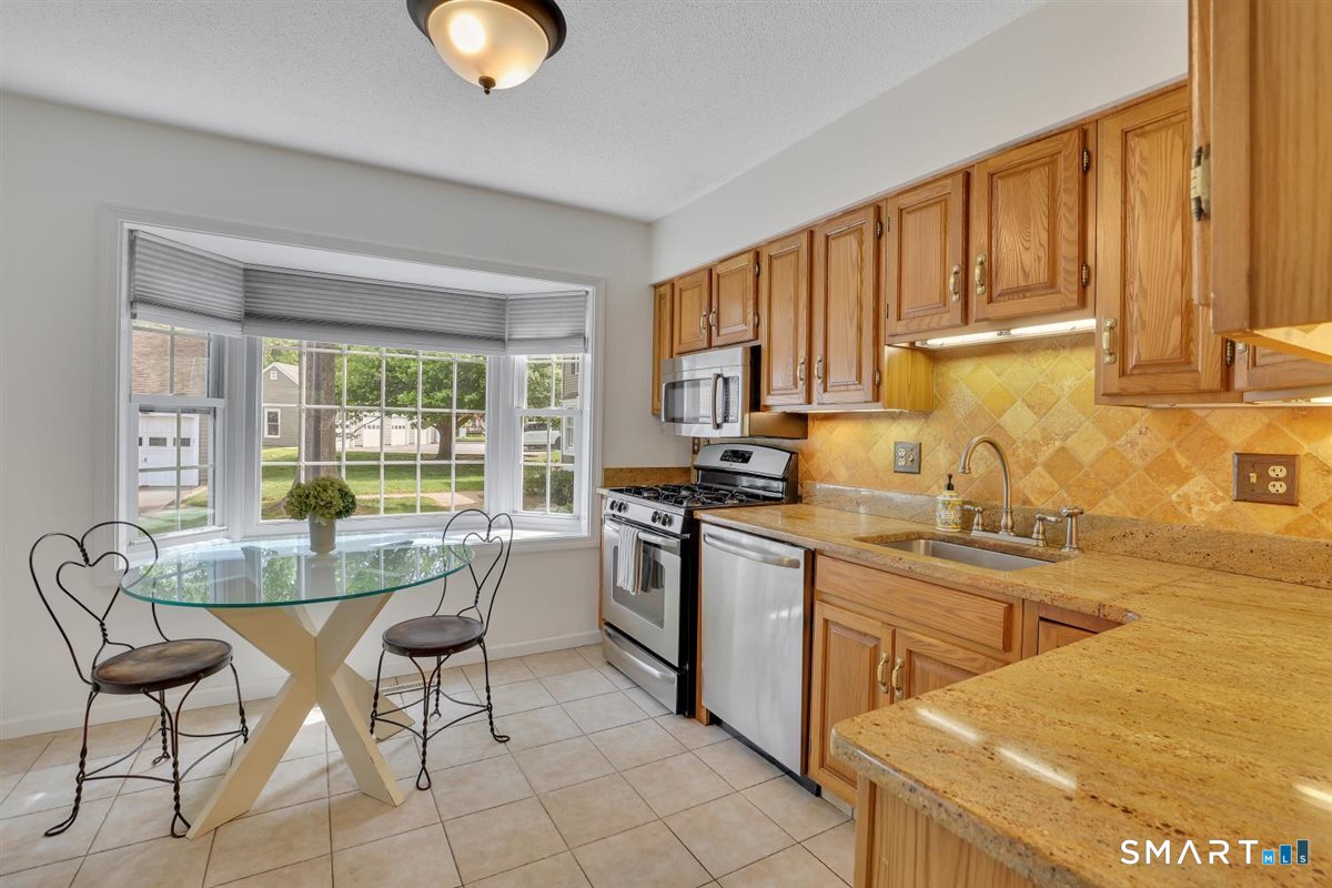 213 Georgetown Drive Glastonbury CT 06033