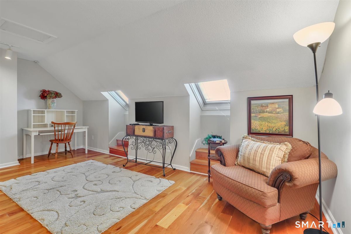 213 Georgetown Drive Glastonbury CT 06033