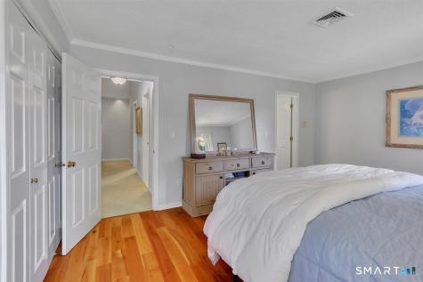 213 Georgetown Drive Glastonbury CT 06033