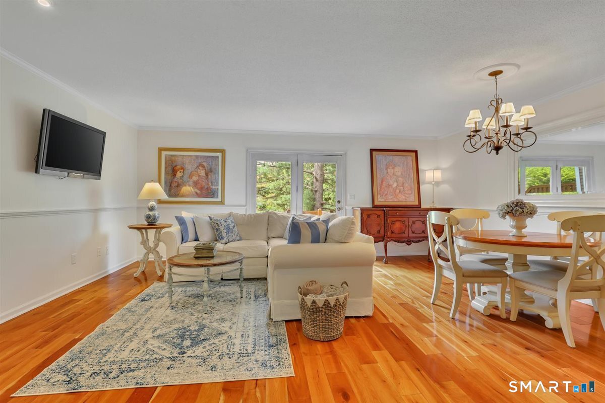 213 Georgetown Drive Glastonbury CT 06033