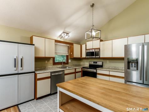 54 Valley View Drive Hamden CT 06518
