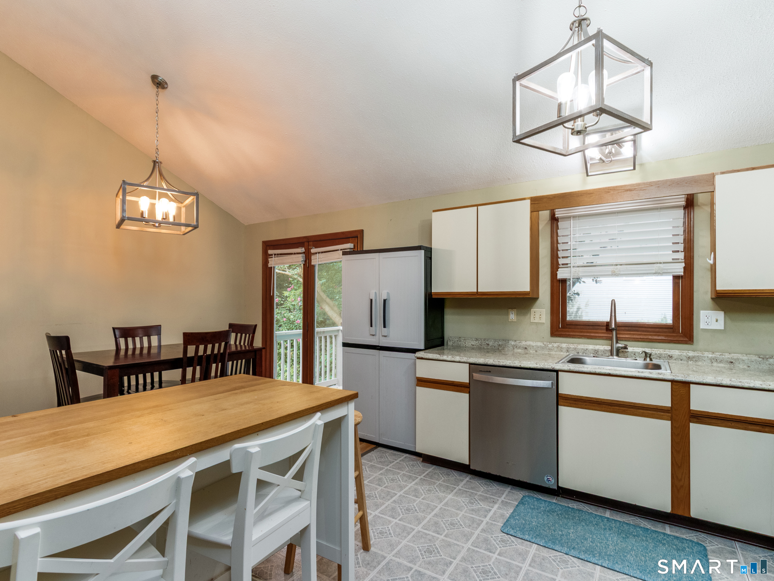 54 Valley View Drive Hamden CT 06518