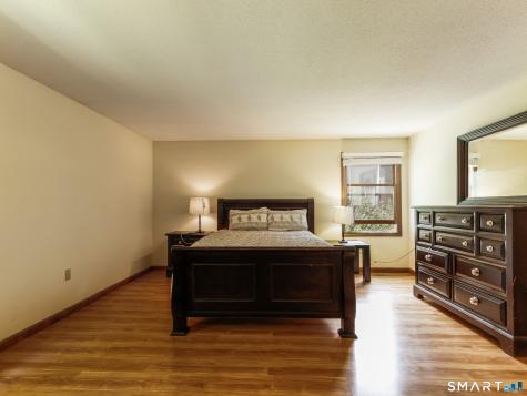 54 Valley View Drive Hamden CT 06518