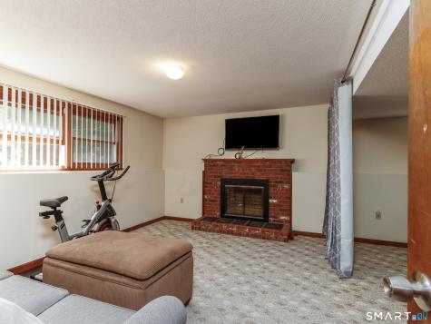 54 Valley View Drive Hamden CT 06518