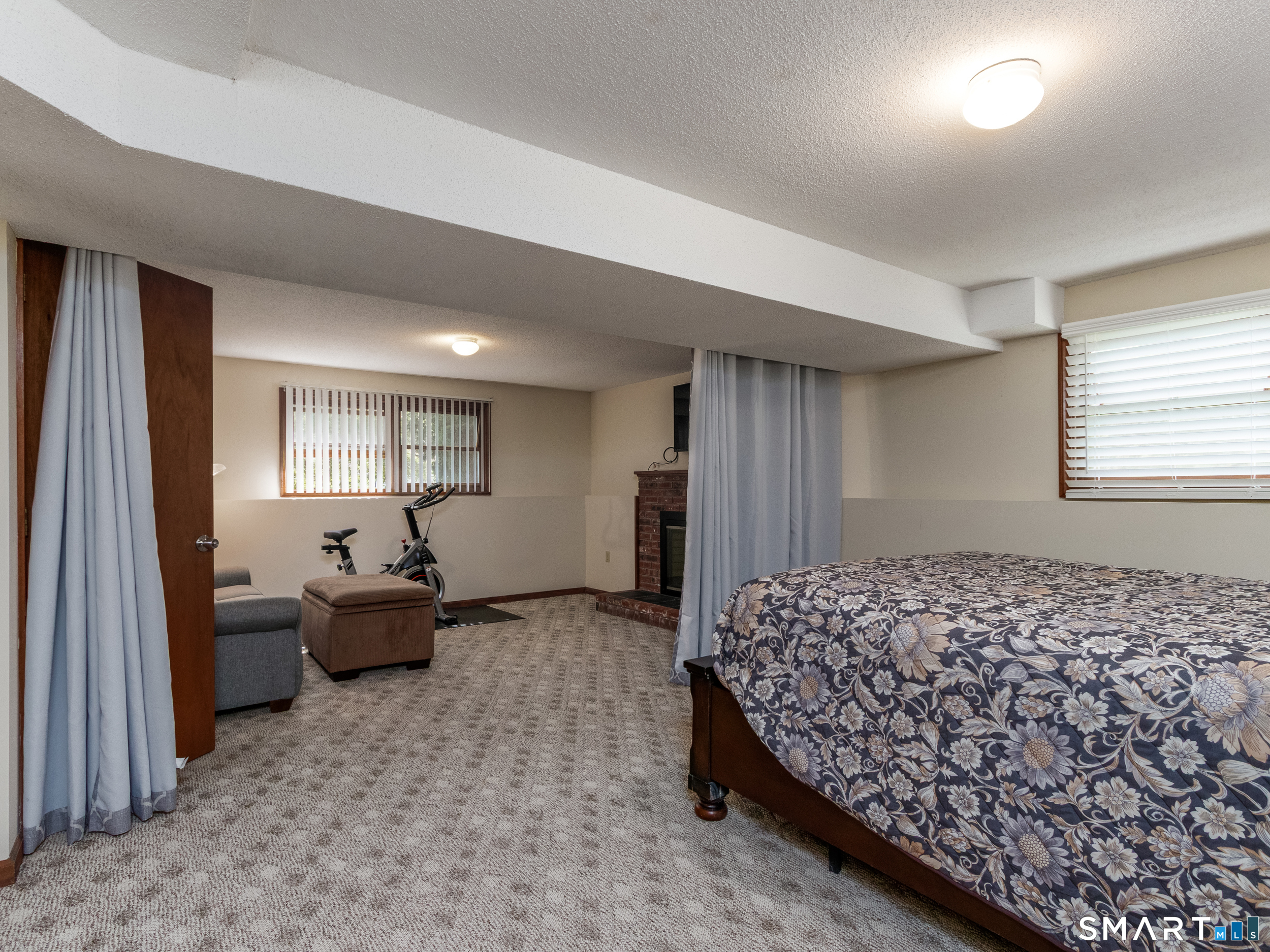 54 Valley View Drive Hamden CT 06518