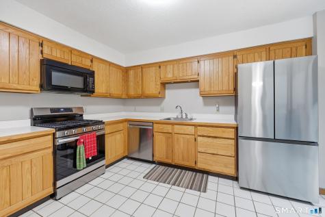 25 Camille Lane Canton CT 06019
