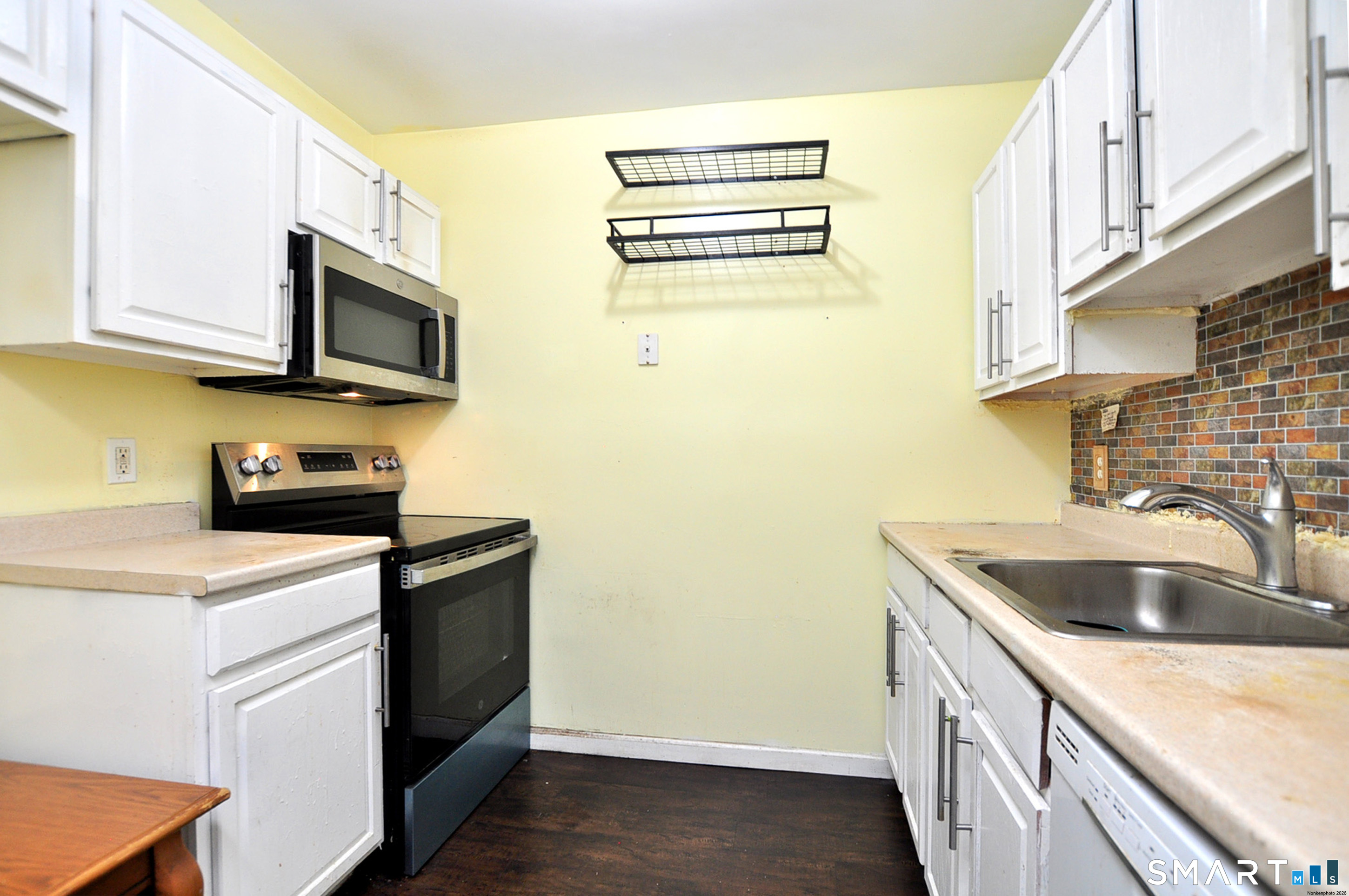 57 Glade Street West Haven CT 06516