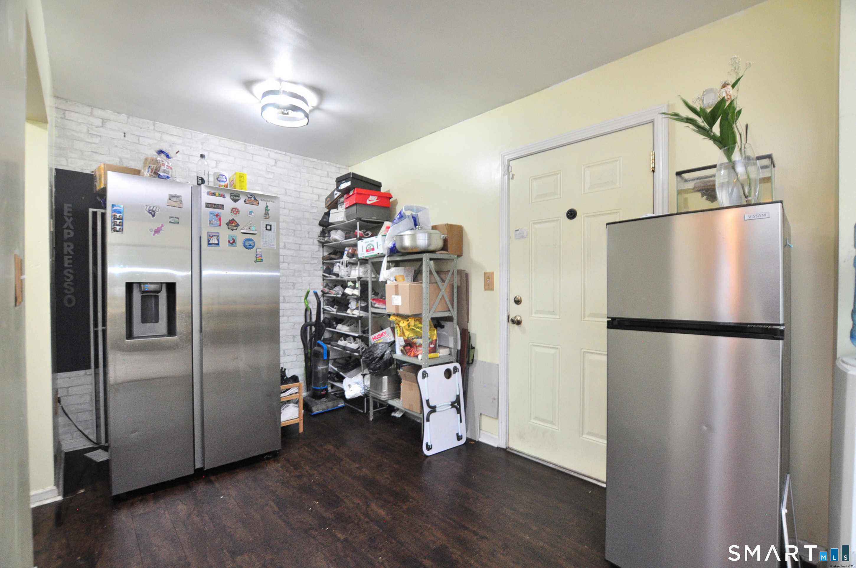 57 Glade Street West Haven CT 06516