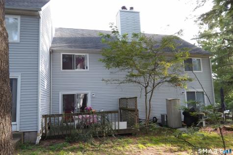 3 Pequot Court Cromwell CT 06416
