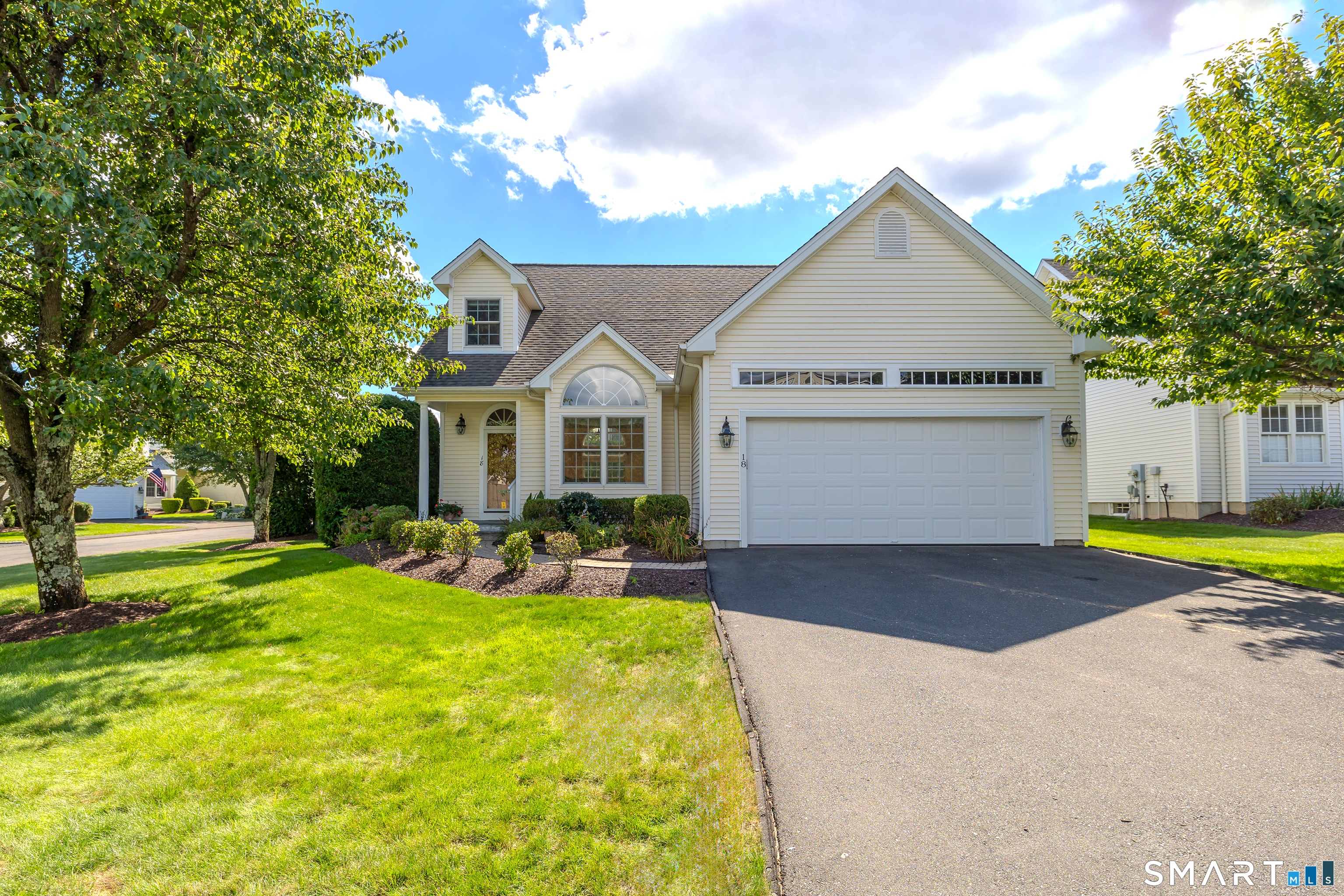 18 Wicklow Lane Shelton CT 06484