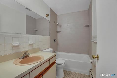 25 Riverside Drive Clinton CT 06413