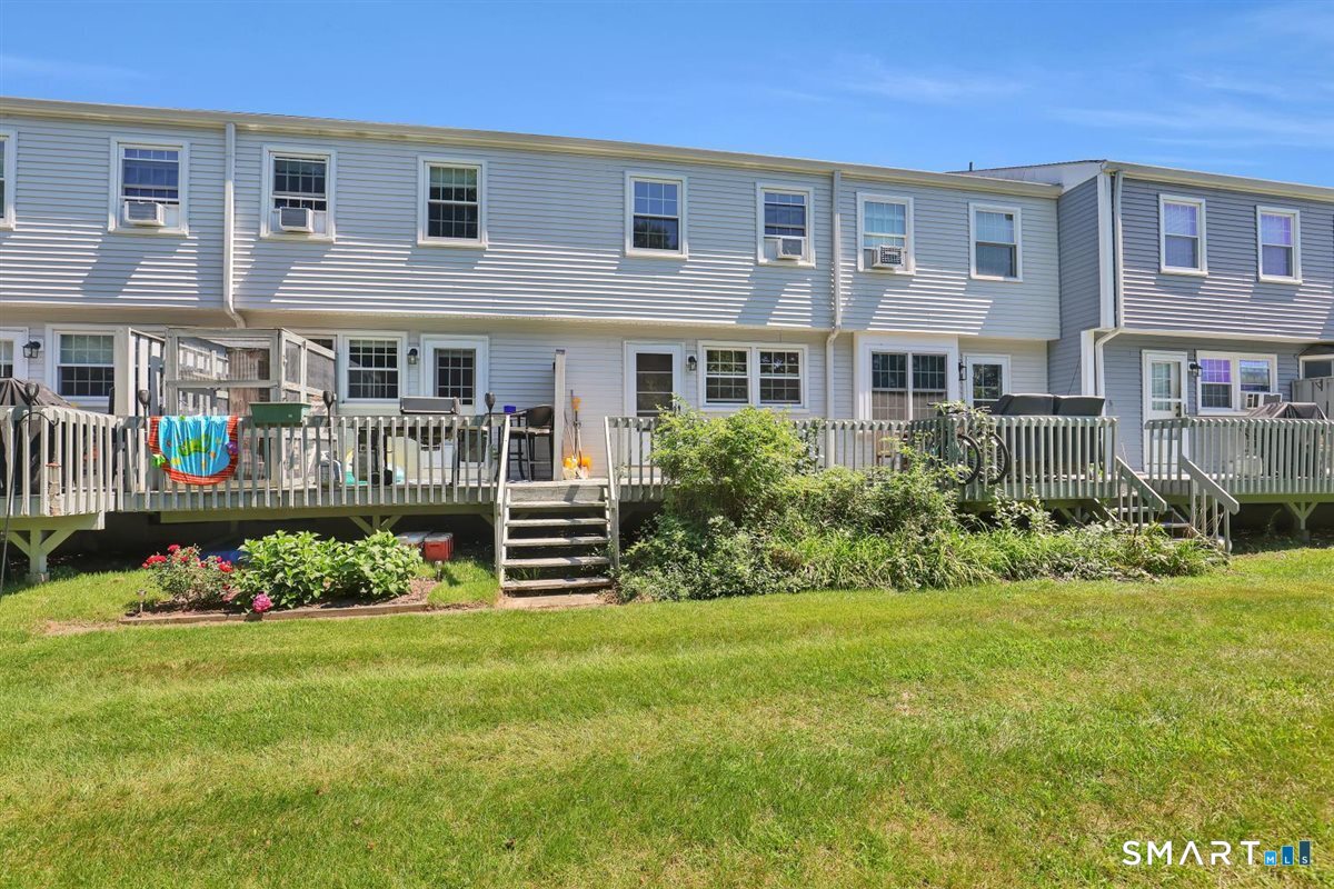 25 Riverside Drive Clinton CT 06413