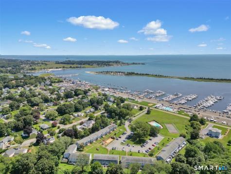 25 Riverside Drive Clinton CT 06413