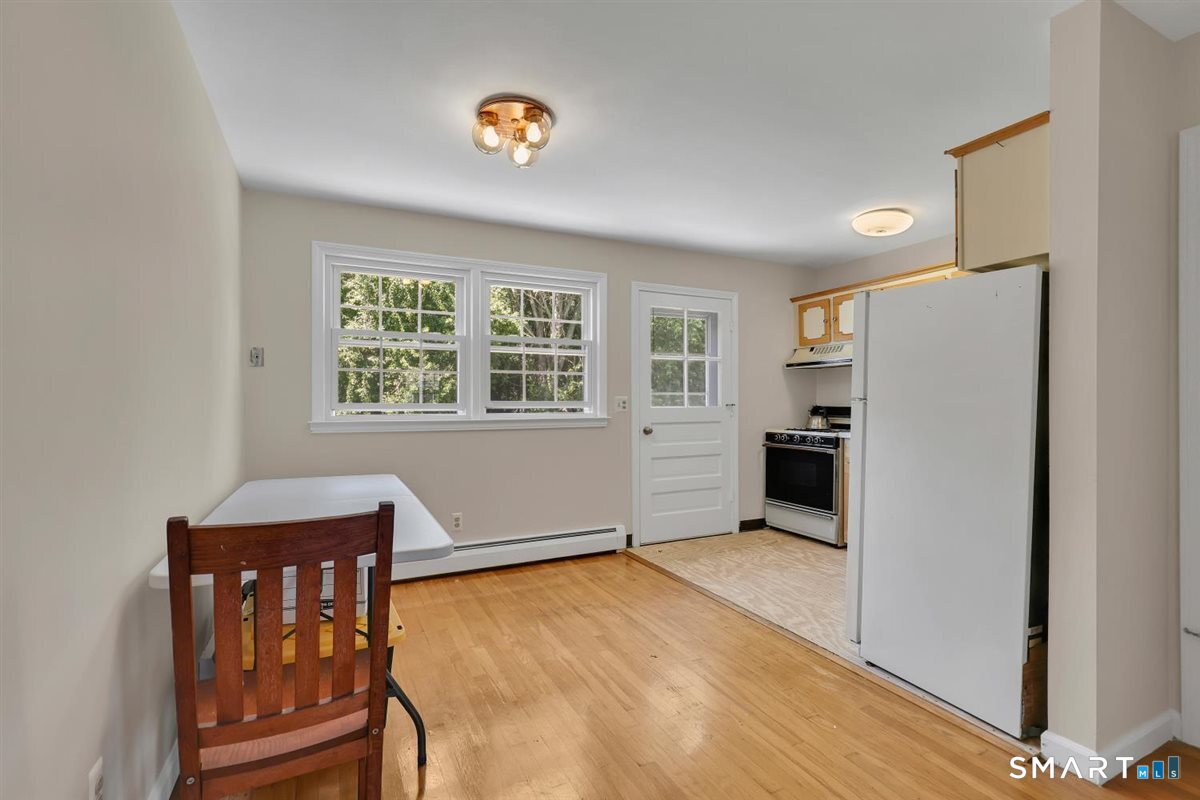 25 Riverside Drive Clinton CT 06413