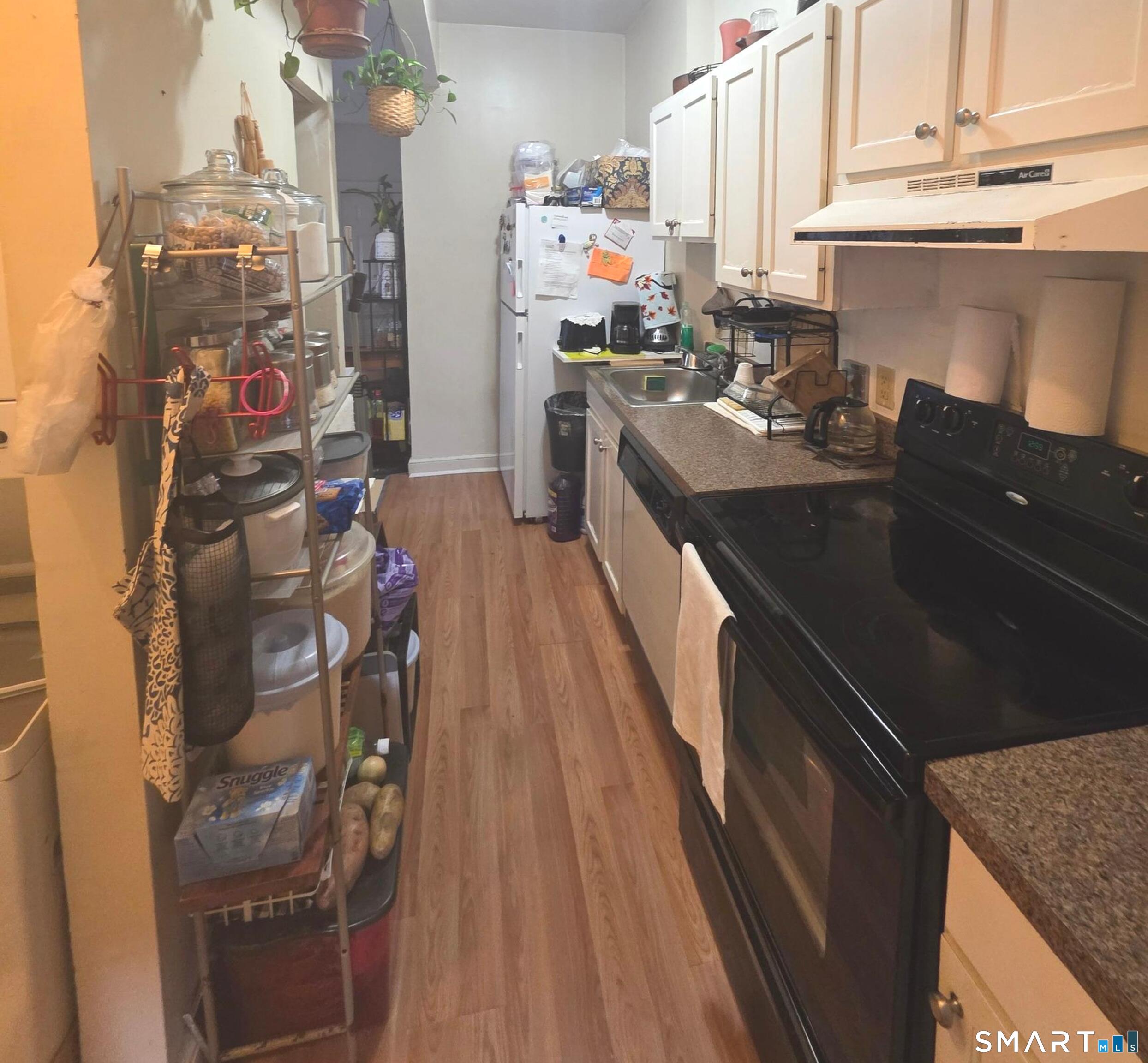 31 Alden Street Hartford CT 06114