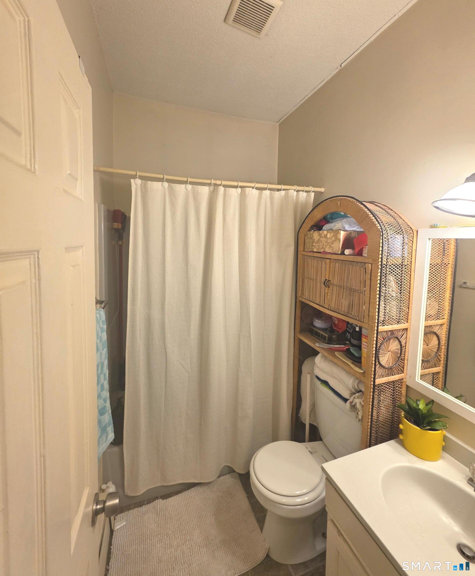 31 Alden Street Hartford CT 06114