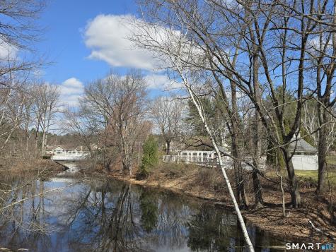 5 Haskins Road Windsor CT 06095