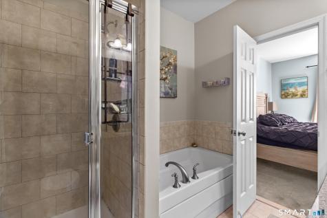 5 Haskins Road Windsor CT 06095