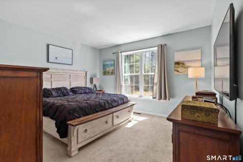 5 Haskins Road Windsor CT 06095