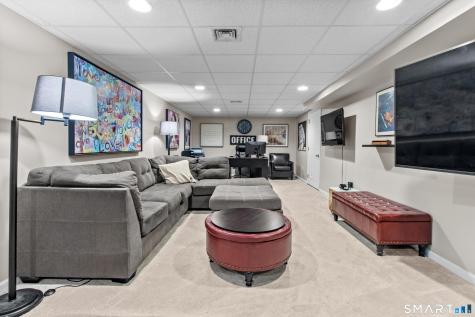 5 Haskins Road Windsor CT 06095
