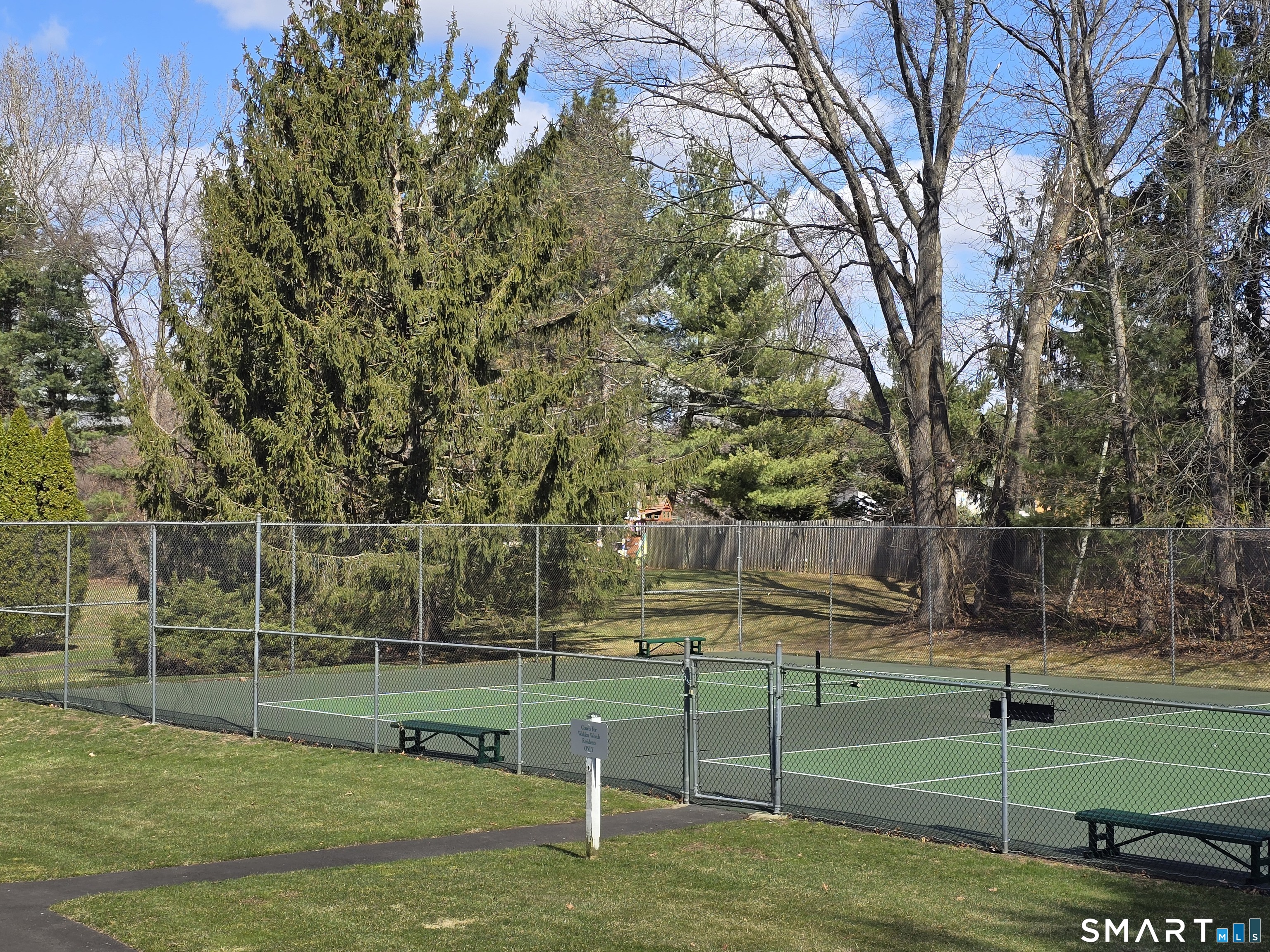 5 Haskins Road Windsor CT 06095