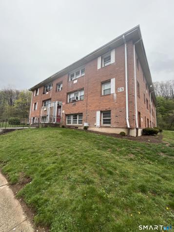 65 Donna Drive New Haven CT 06513
